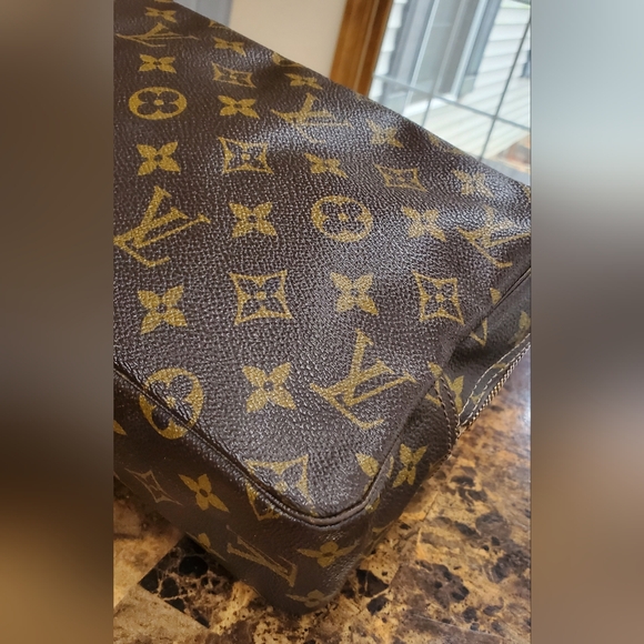 LOUIS VUITTON TROUSSE 28 COSMETIC BAG - Picture 7 of 16